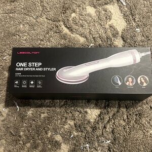 Lescolton One Step Hair Dryer and Styler